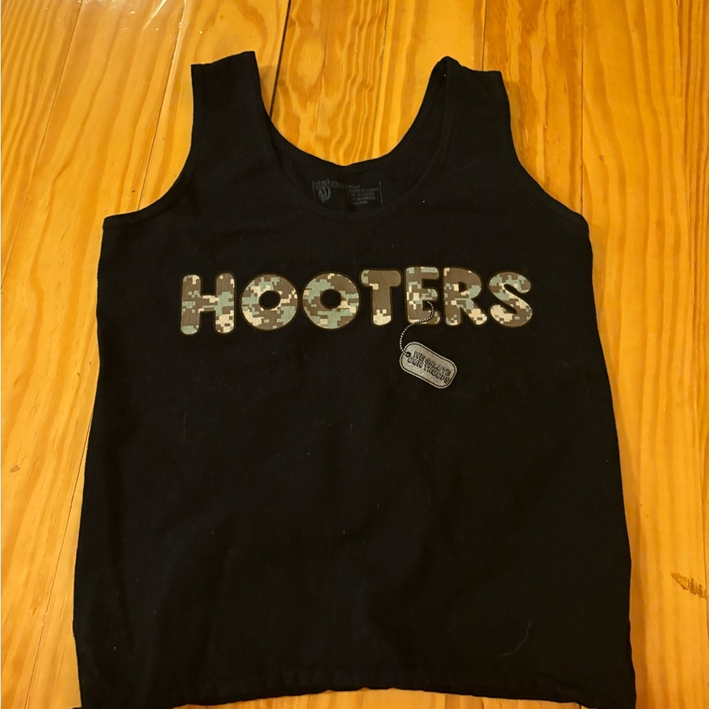 Hooters Black Crewneck Tee with White Logo - Picture 2 of 4
